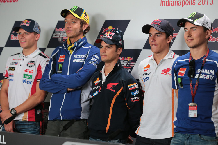 Bradl, Rossi, Pedrosa, Márquez und Lorenzo bei der Pressekonferenz