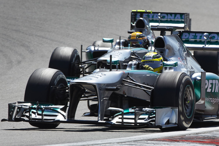 Nico Rosberg vor Lewis Hamilton