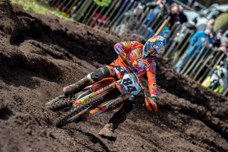 Jeffrey Herlings holte drei Siege aus drei Rennen