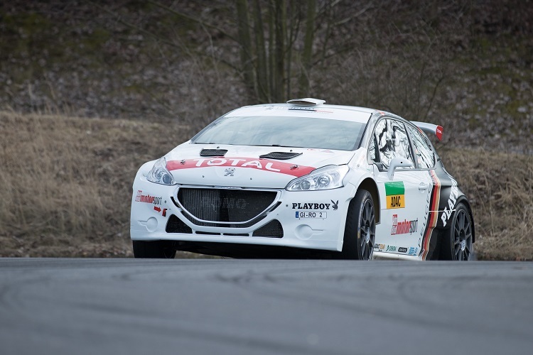 Der 208 T16 R5 vom Team Peugeot Romo