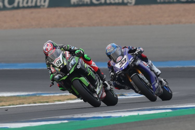 Leon Haslam bezwang Marco Melandri