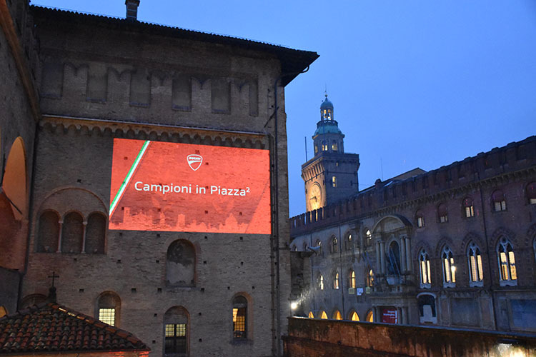 Das Zentrum von Bologna: Hier werden heute die Weltmeister bejubelt