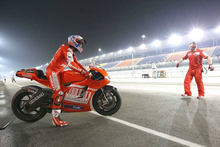 Casey Stoner startet zur Zeitenjagd 