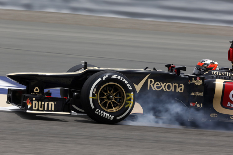 Rauchzeichen: Im Qualifying kam Kimi Räikkönen im Lotus nicht auf Touren