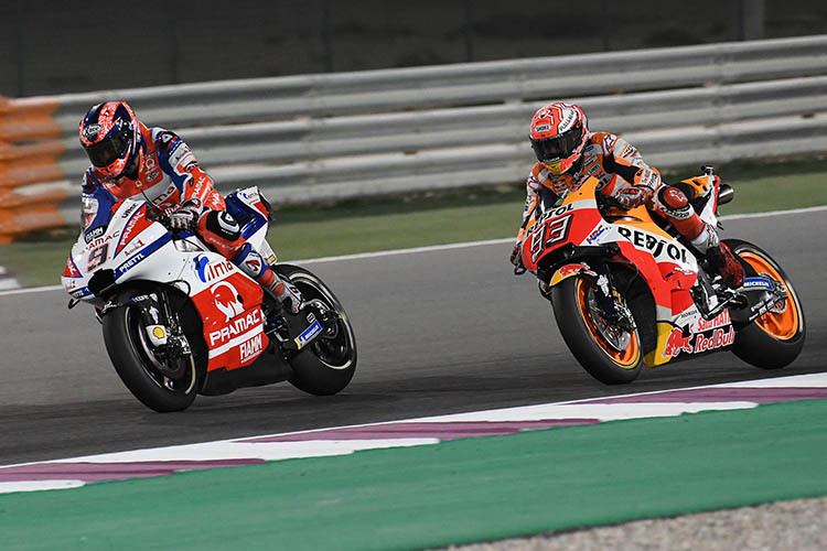 Danilo Petrucci vor Marc Márquez