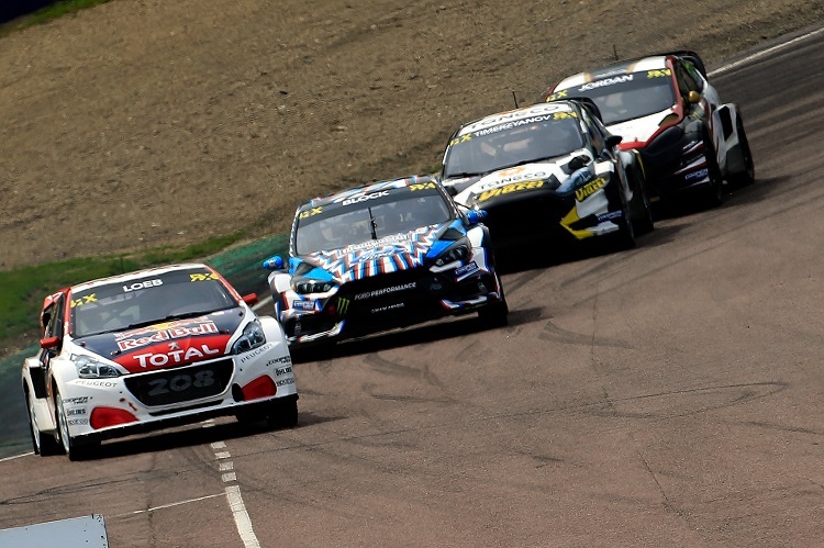 Sébastoien Loeb mit dem Peugeot 208 WRX in Front