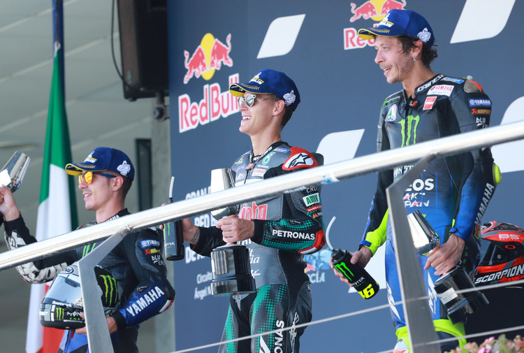 In Jerez standen Maverick Viñales (links) und Valentino Rossi (rechts) gemeinsam auf dem Podest