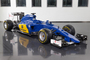 Der neue Sauber-Renner präsentiert sich nicht nur in neuen Farben...