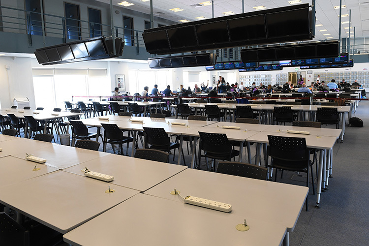 Das Media Centre war schon im März in Katar ziemlich leer