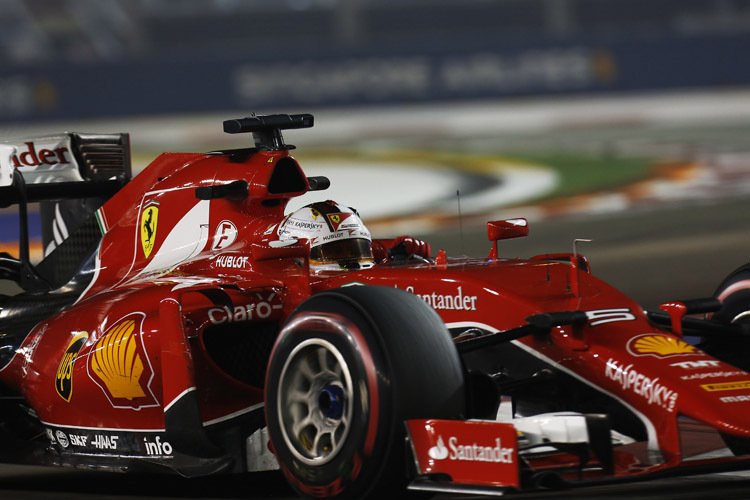 Sebastian Vettel sicherte sich mit 1:43,885 min die Pole-Position zum Singapur-GP