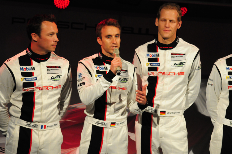 Timo Bernhard startet mit Pilet und Bergmeister im 911 RSR