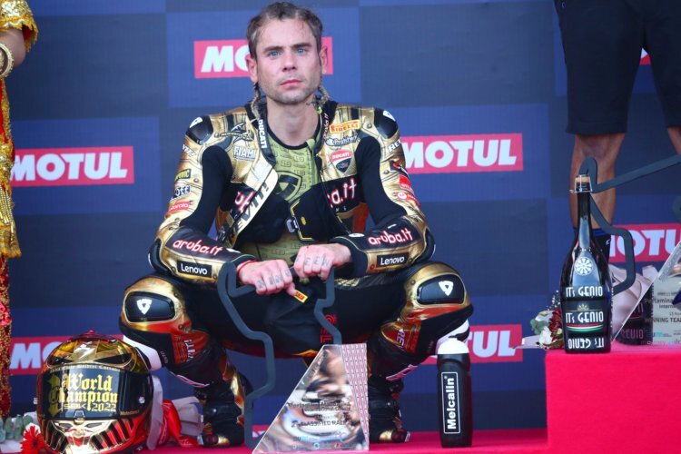 Alvaro Bautista musste den Titelgewinn erst noch realisieren