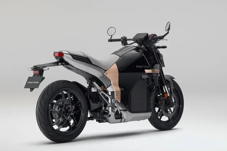 Einen Zubehör-Auspuff aus Titan wird es für die Honda WN7 nicht geben