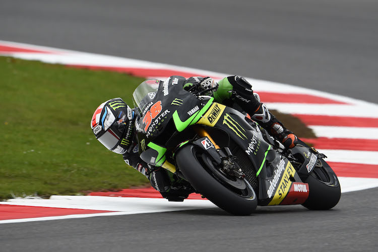 Bradley Smith pushte seine Tech3-Yamaha am Freitag auf Platz 4