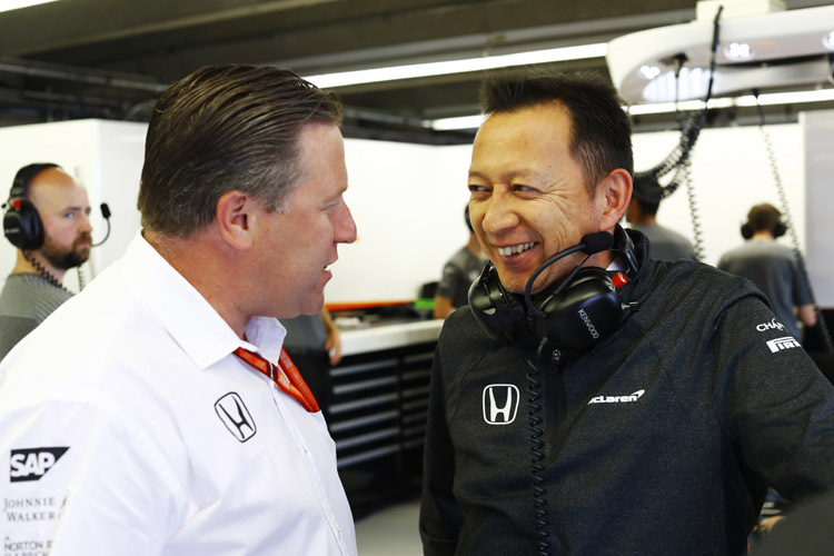 McLaren-Direktor Zak Brown und Honda-F1-Oberhaupt Yusuke Hasegawa