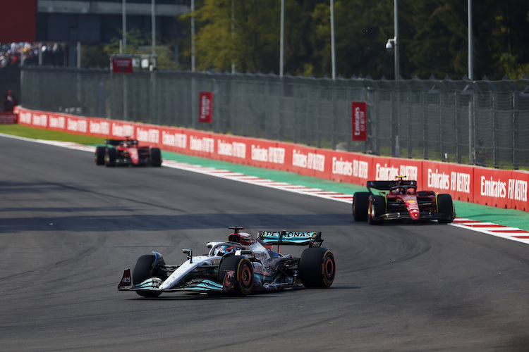 Das Mercedes-Team hofft, Ferrari auch in den letzten Rennen hinter sich halten zu können