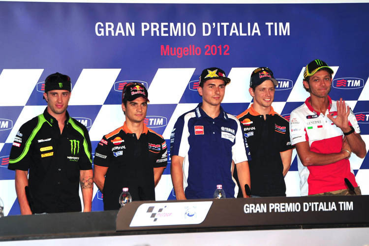 Dovizioso, Pedrosa, Lorenzo, Stoner, Rossi (v. li.)