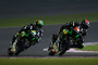 Das Tech3-Duo beim Katar-Test: Bradley Smith vor Pol Espargaró, der sich danach das Schlüsselbein brach