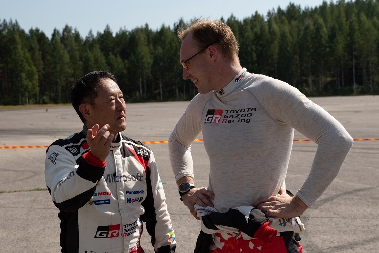 Akio Toyoda (li.) und Jari-Matti Latvala