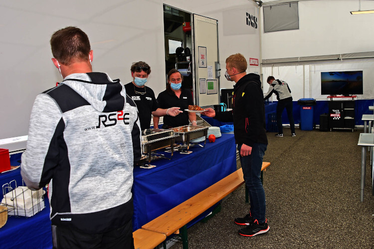 Jean Pierre Delporte: Catering Service für die Teams