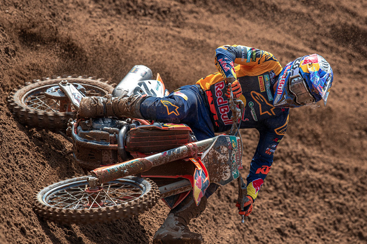 Tom Vialle gewann den ersten MX2-Lauf in Afyon