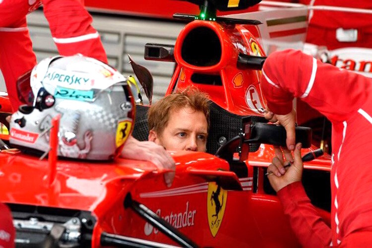 Sebastian Vettel mit seinem Ferrari