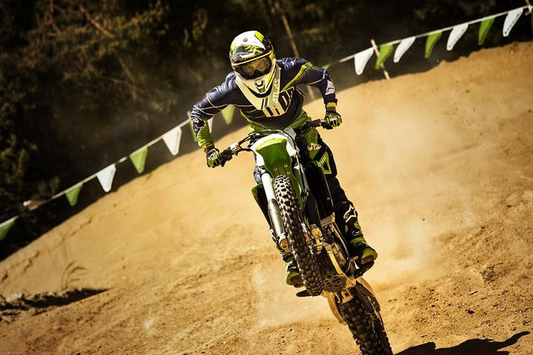 Wird Eli Tomac bald die Kawasaki KX450F bewegen?