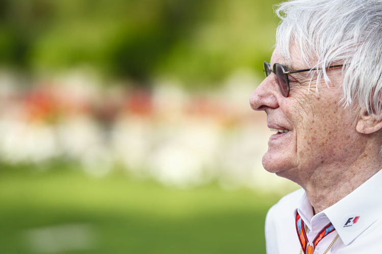 Bernie Ecclestone ist sich sicher, dass Lewis Hamilton in diesem Jahr den WM-Titel holen wird