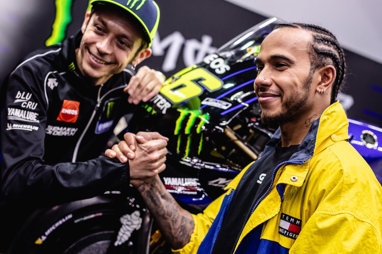 Valentino Rossi und Lewis Hamilton trafen sich auf dem Circuit Ricardo Tormo wieder