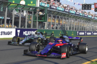 Valtteri Bottas mit flach gestelltem Heckflügel, Danii Kvyat mit geschlossenem Flügel