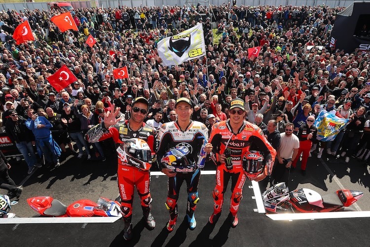 Nicolo Bulega, Toprak Razgatlioglu und Danilo Petrucci beanspruchten das Podium in jedem Rennen