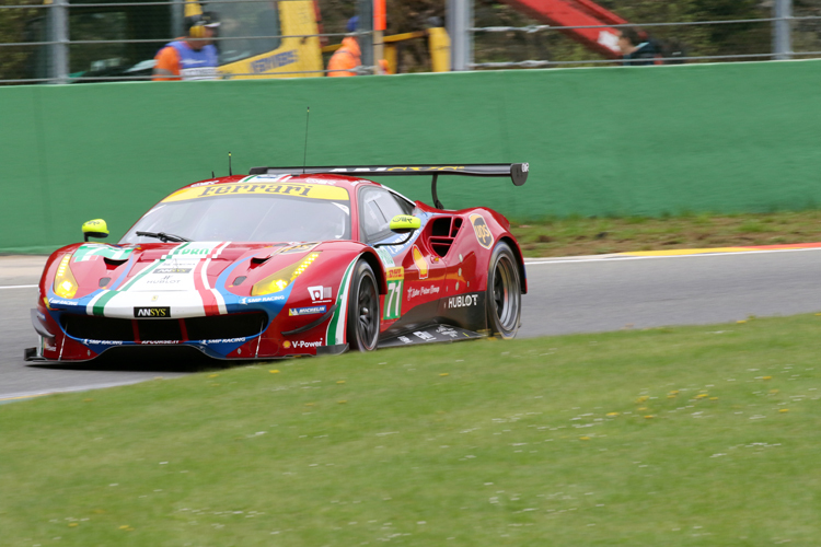 Davide Rigon und Sam Bird holen die Pole für den Ferrari 488 GTE von AF Corse