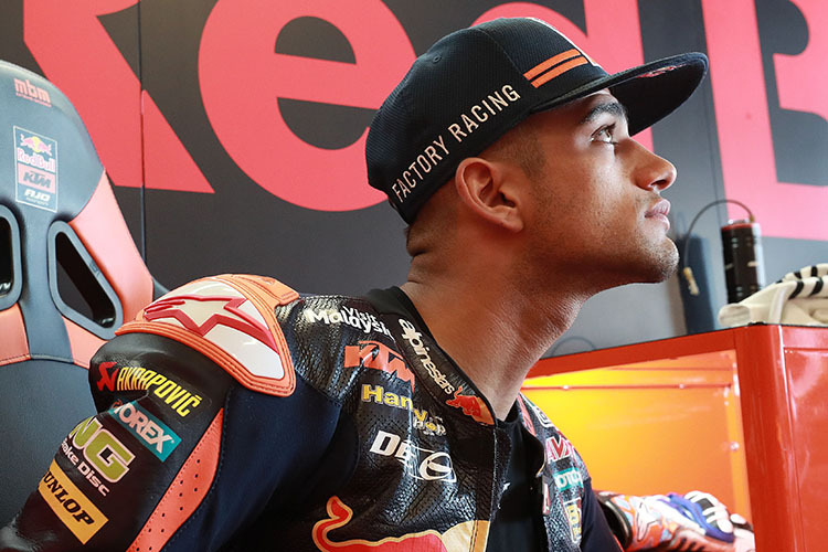 Jorge Martin fährt 2019 bei Ajo neben Brad Binder