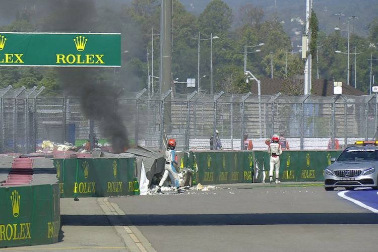 Nach dem Unfall von Jack Aitken und Luca Ghiotto