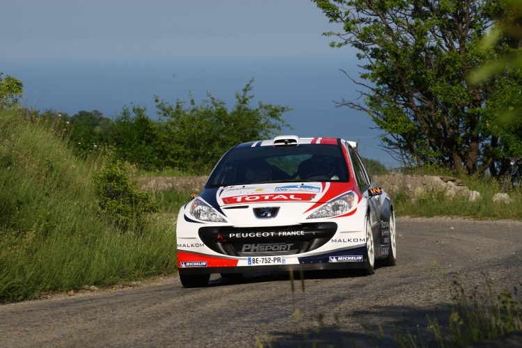 Bouffier beim Jalta-Shakedown.