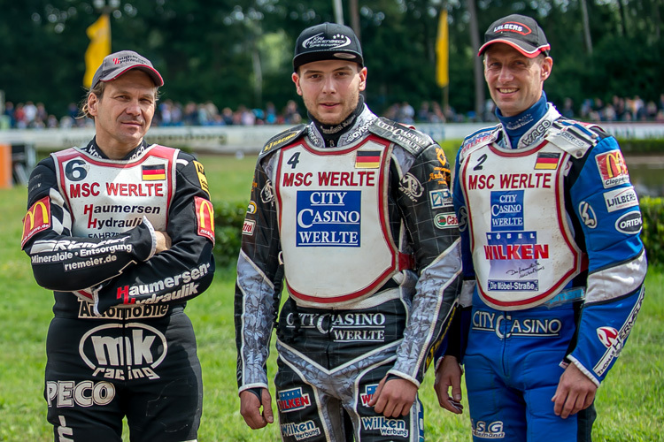 Kai Huckenbeck (MItte) hat keine Meldung für die Langbahn-WM abgegeben, Matten Kröger (l.) und Jörg Tebbe (r.) sind dabei