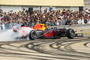 Sébastian Buemi verwöhnt die Fans