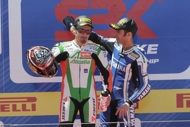 Biaggi (l) und Melandri (r) auf dem Aragon-Podium