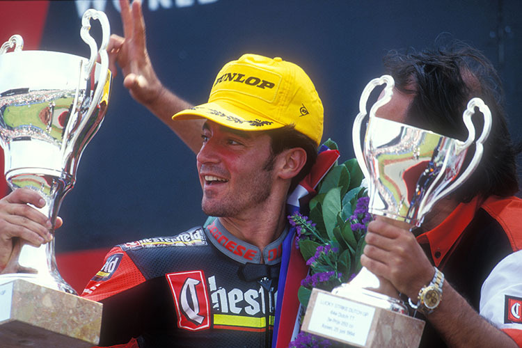Max Biaggi 1994 auf dem Weg zu seinem ersten WM-Titel 