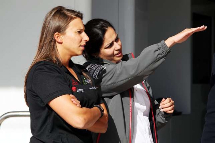 Simona De Silvestro und Monisha Kaltenborn