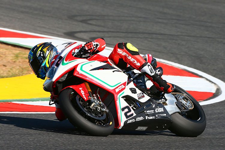 Leon Camier auf der MV Agusta