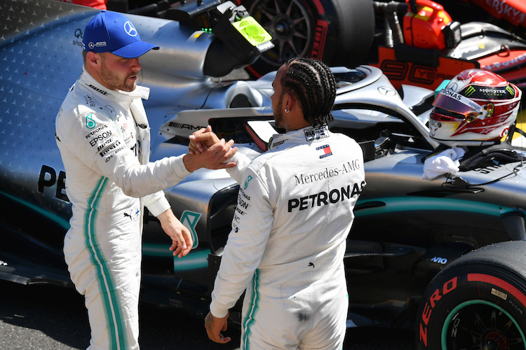 Valtteri Bottas und Lewis Hamilton