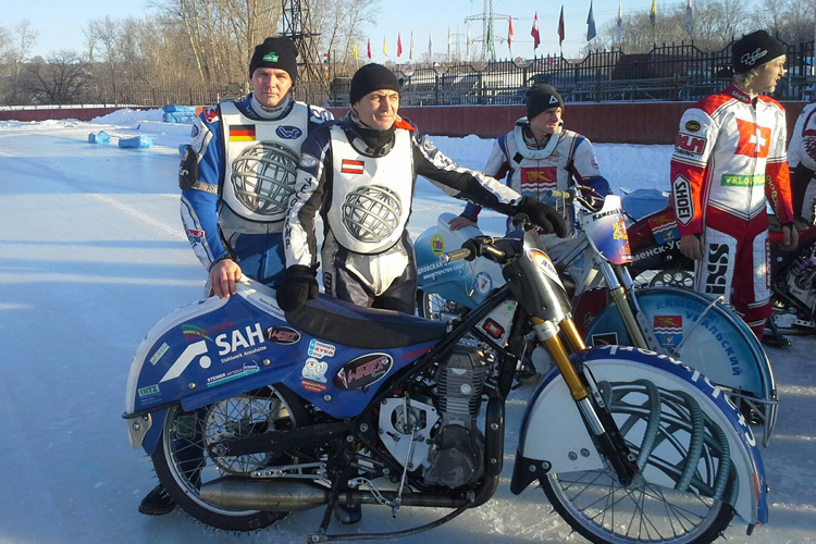 Stefan Pletschacher und Harald Simon in Kamensk Uralski