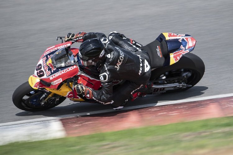 PJ Jacobsen fuhr mit den Motorrädern der Werkspiloten