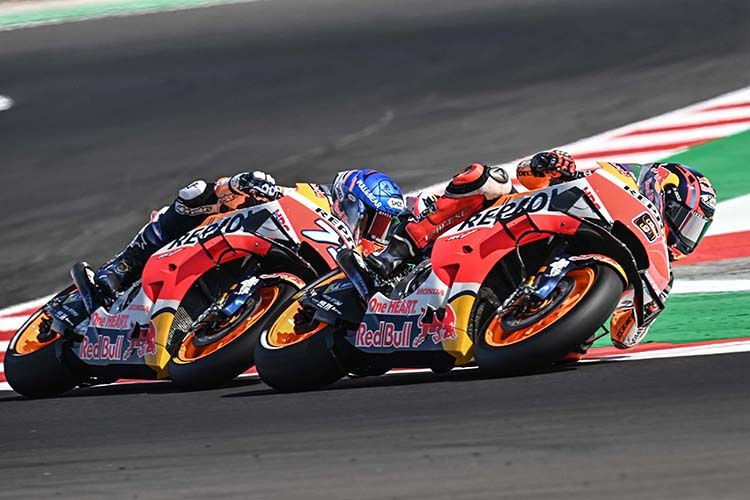 Honda-Duell in Misano: Stefan Bradl (6) vor Alex Márquez