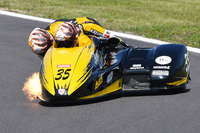 Josef Sattler und Uwe Neubert fuhren mit dem neuen Adolf RS-Kawasaki-Gespann