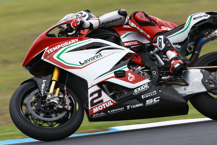 Leon Camier war auf seiner MV Agusta F4RR der Schnellste