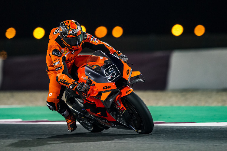 Danilo Petrucci: Der Tech3-Look passt zum Flutlicht-Spektakel in Losail