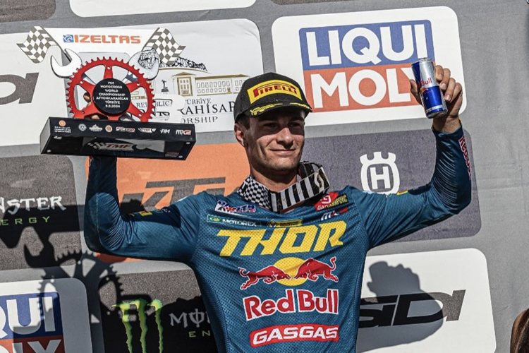 Simon Längenfelder stand in der Türkei auf dem Podium