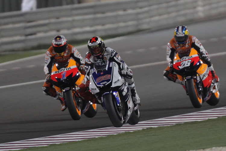 Jorge Lorenzo führt vor Casey Stoner und Dani Pedrosa